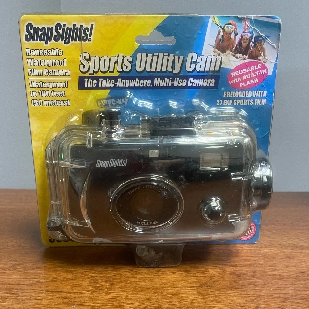 New Snap Sights Underwater Film Camera, Waterproof to 100ft Reusable 35mm SS01
